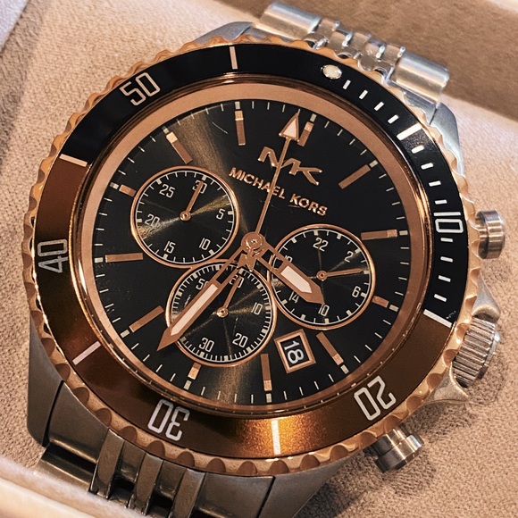 michael kors watch - Picture 1 of 5